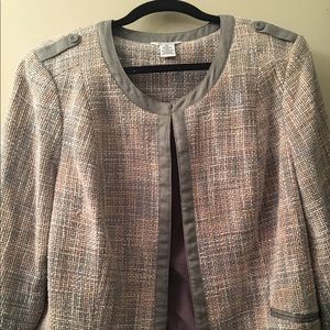 Collarless blazer
